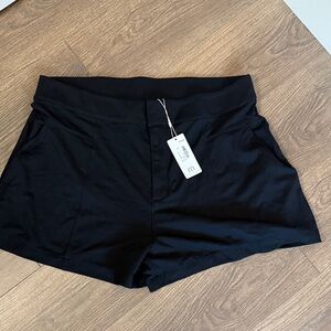 TravisMathew Black Women's Athletic Stretch Shorts